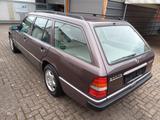 Mercedes-Benz 300 TE 4 Matic - Mercedes-Benz 300 mit Benzin-Antrieb: Kombi, Te