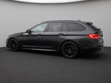 Fahrzeugabbildung BMW 530d xD M Sport Panorama Kamera H/K Alarm 19Zoll