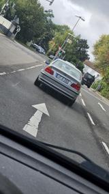 BMW 330i - - BMW 330 aus 2001: 330i