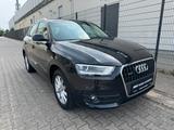 Audi Q3 2.0 TDI quattro NAVI/BI-XENON/LEDER/SHZ/PDC - Audi Q3 Gebrauchtwagen in Frankfurt