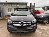 Mercedes-Benz X 250 - blaue Mercedes-Benz X-Klasse