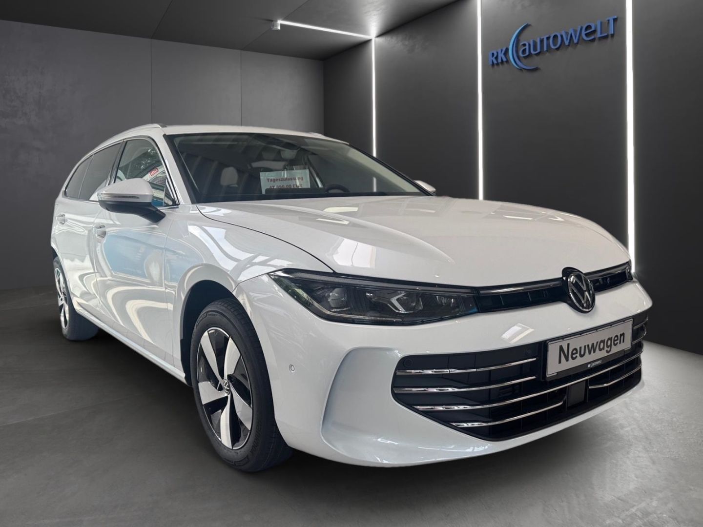 Volkswagen Passat Variant Business 2.0 TDI DSG LED Navi Cli foto 2