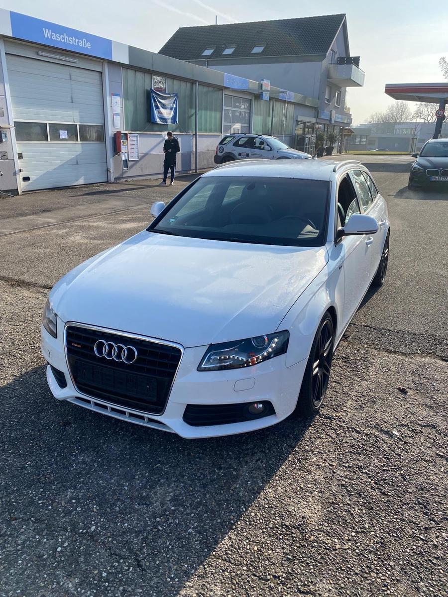 Audi A4 Avant S line Sportpaket / plus quattro