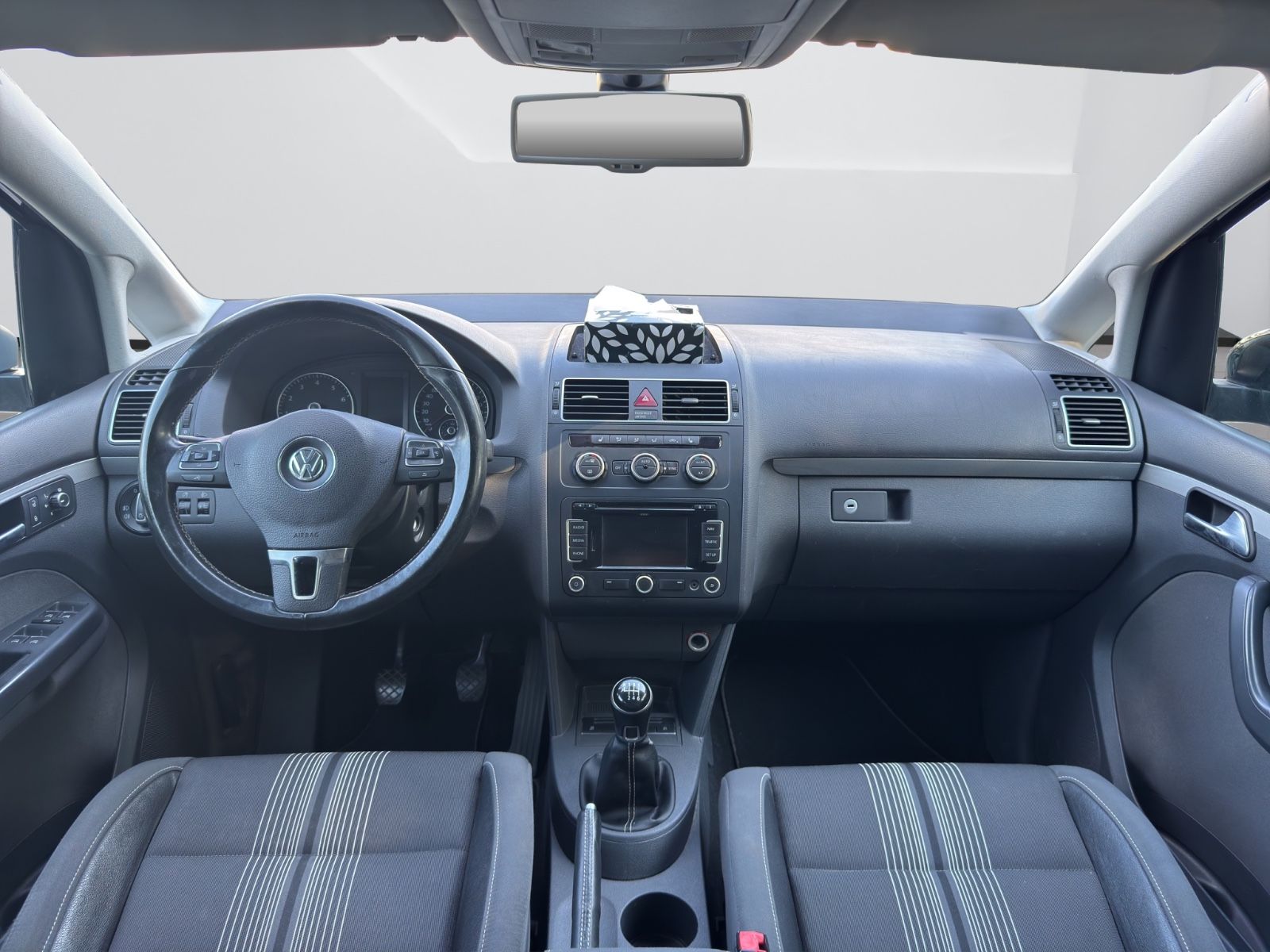 Fahrzeugabbildung Volkswagen Touran Match*7Sitzer*6*Gang*Steuerkette*Neu