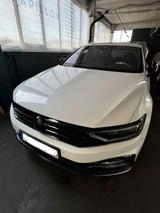 Volkswagen Passat Elegance b8 2.0 TSI R-Li... - Volkswagen Passat mit Benzin-Antrieb: Kombi, 2.8
