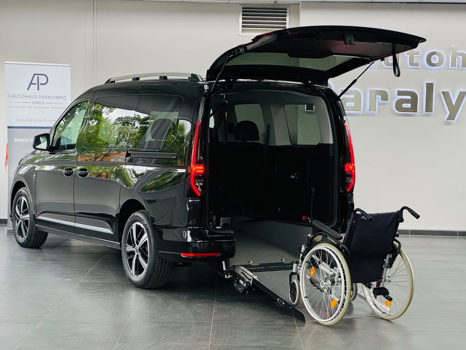Volkswagen Caddy Maxi Style Rollstuhlgerecht-Rampe NEU