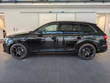 Audi Q7 50 TDI quattro S line