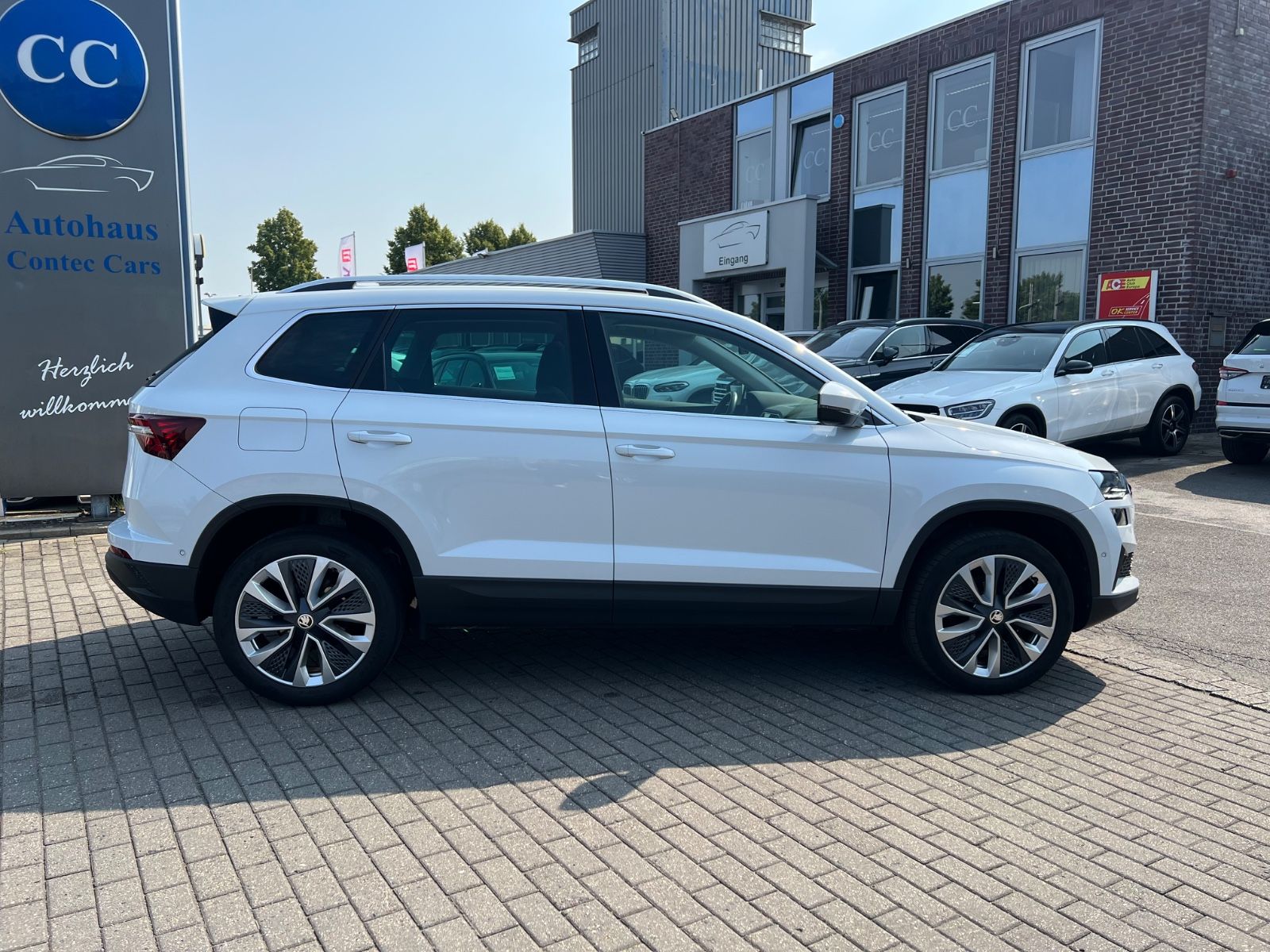 Skoda Karoq 2.0 TDI Style AHK+Parken+Traveller+Pano imagem 3