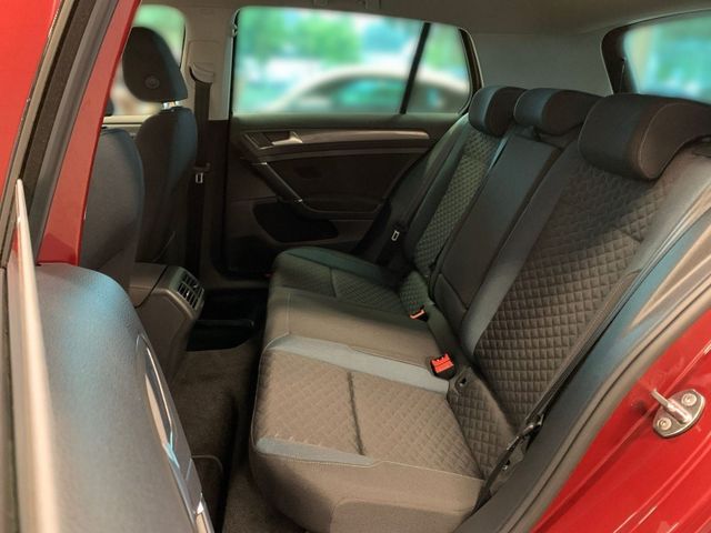 Golf VII 1.5 TSI COMFORTLINE LED+NAVI+STHZ+ACC+P