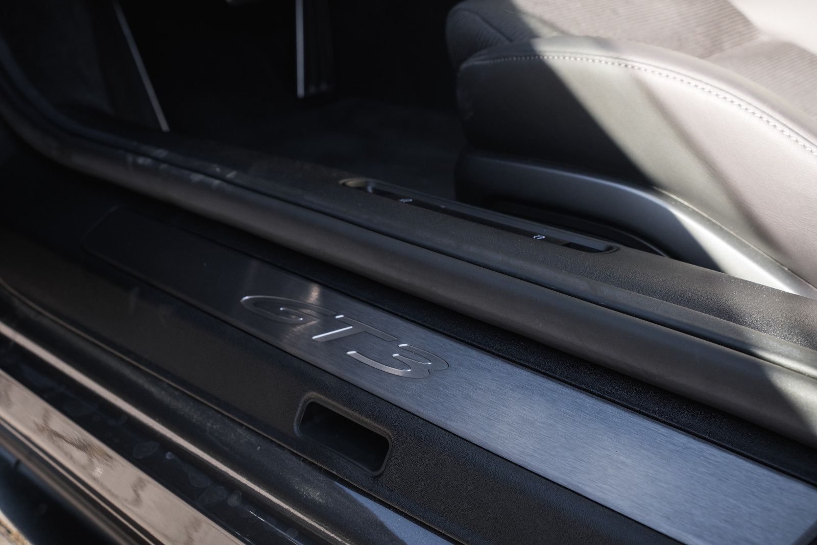 Fahrzeugabbildung Porsche 911/992.1 GT3 Touring-LED-18WegeSitz-Lift-Kamera