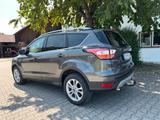 Ford Kuga 1,5 4x4 134kW Titanium Autom. MOTOR NEU - Ford Kuga von privat