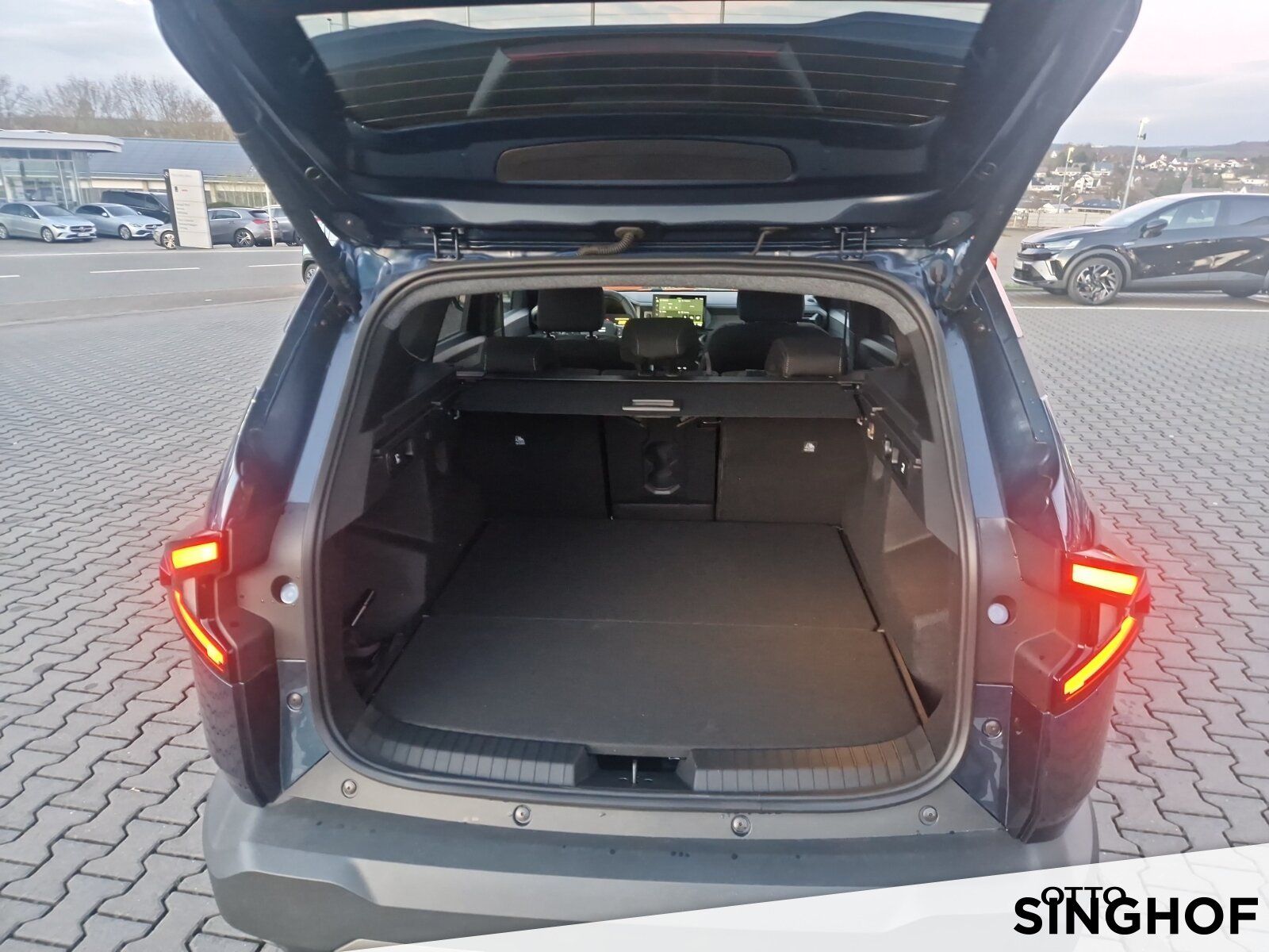 Fahrzeugabbildung Dacia Bigster Journey hybrid 155