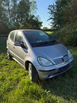 Mercedes-Benz A-Klasse A 190*TÜV 01/2027*umfangreiche Neuteile - Mercedes-Benz A 190 aus 2000