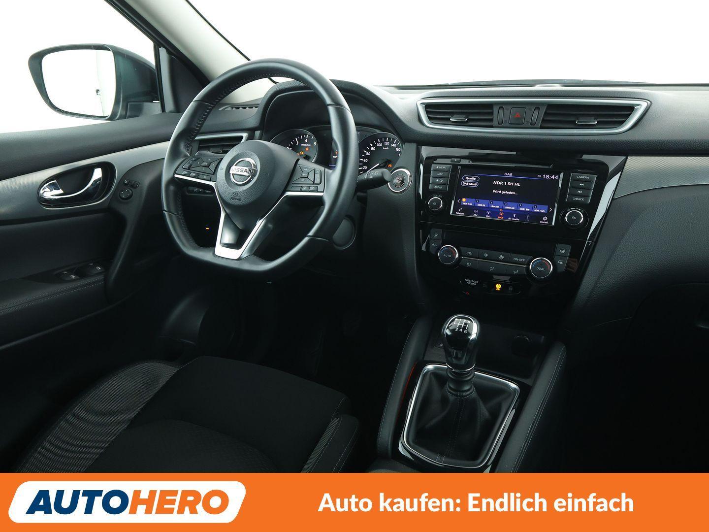 Nissan Qashqai 1.3 DIG-T N-Connecta *NAVI*LED*TEMPO*CAM