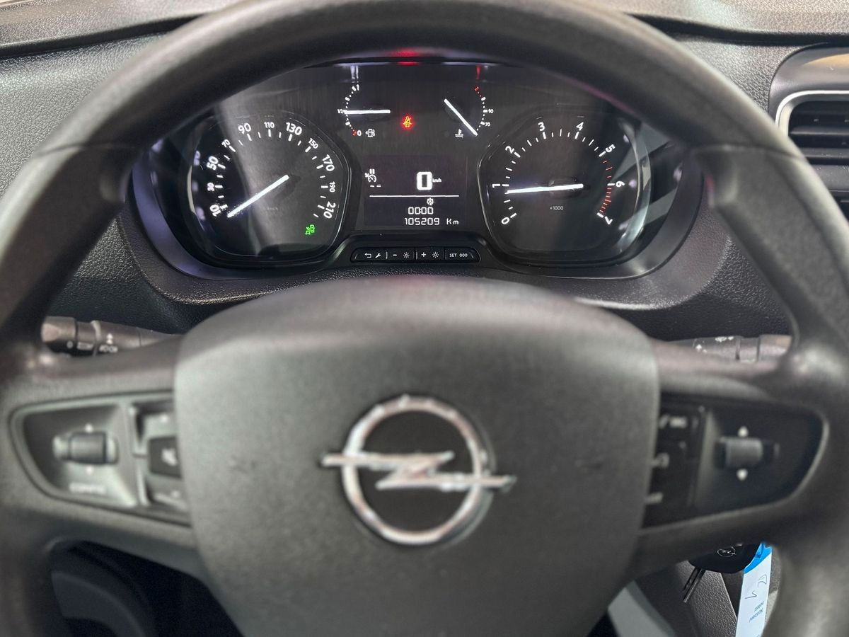 Fahrzeugabbildung Opel Vivaro Edition L3#Sortimo#Kamera#Klima#CarPlay