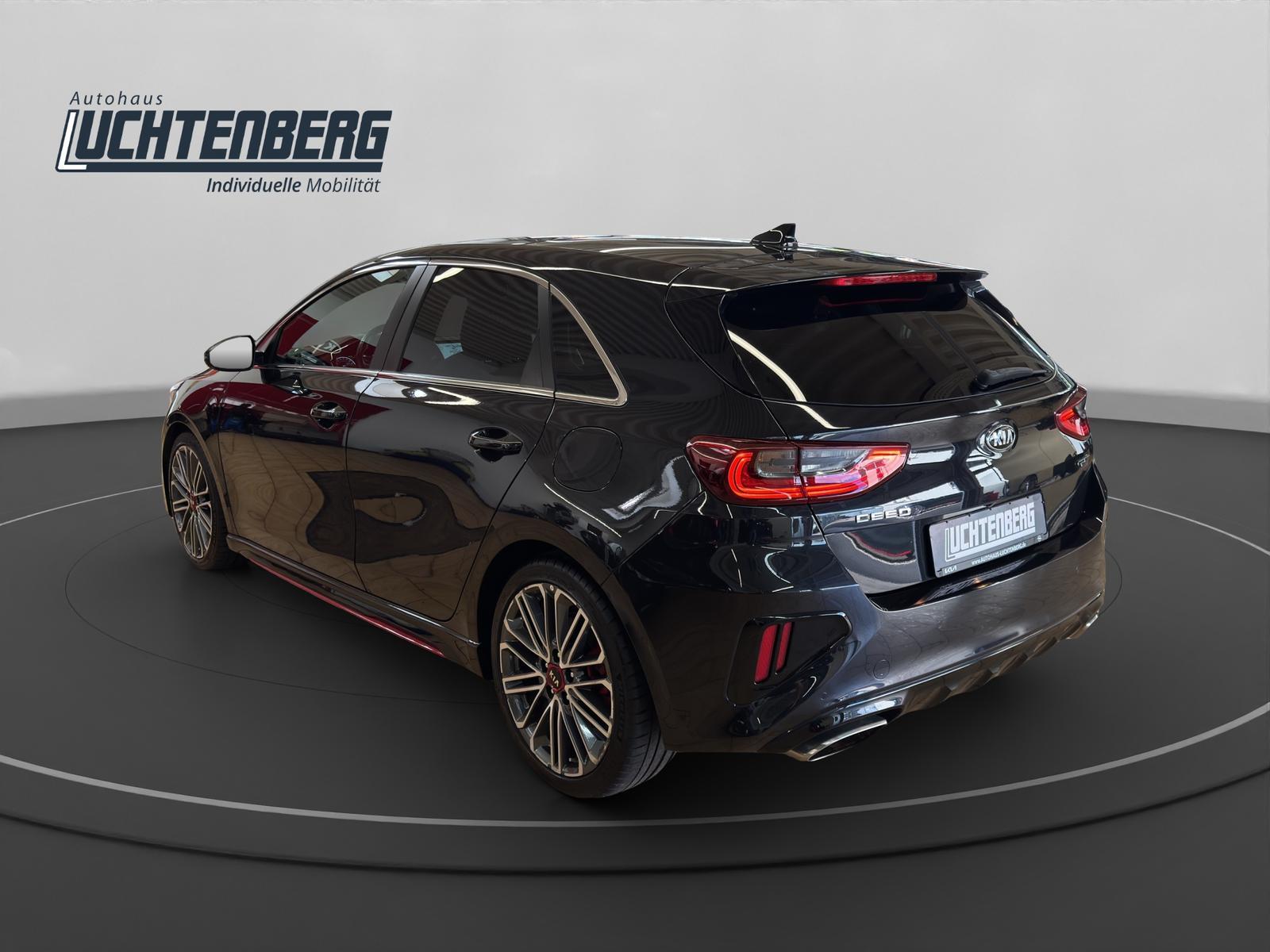 Kia CEED 1.6T GT PANO-DACH+TEIL-LEDER+NAVI+LED-LICHT