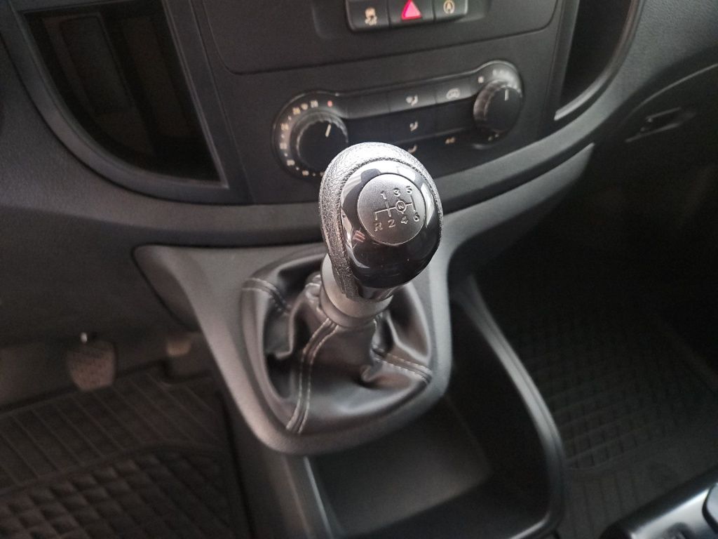 Fahrzeugabbildung Mercedes-Benz Vito 116 Kasten kompakt 2 Sitze AHK PTS Flügelt.