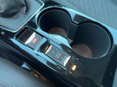 Foto Nummer 16: PEUGEOT 208