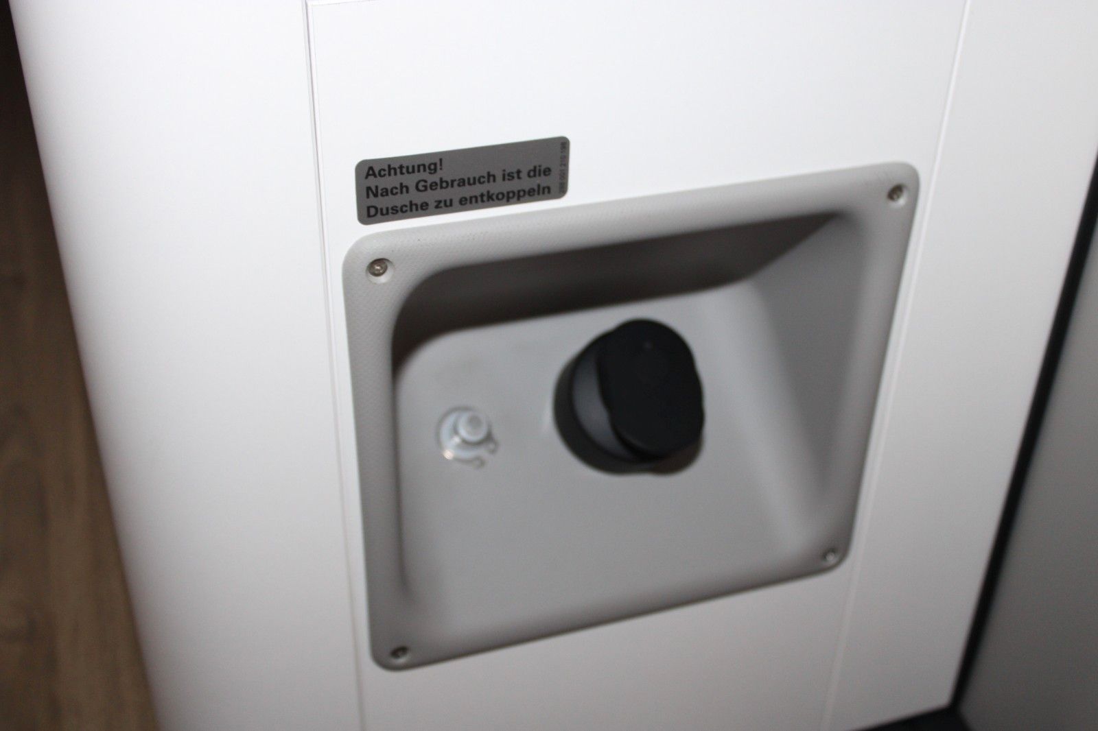 Fahrzeugabbildung Ford NUGGET L1 Titanium MARKISE + Aufstelldach SOFORT