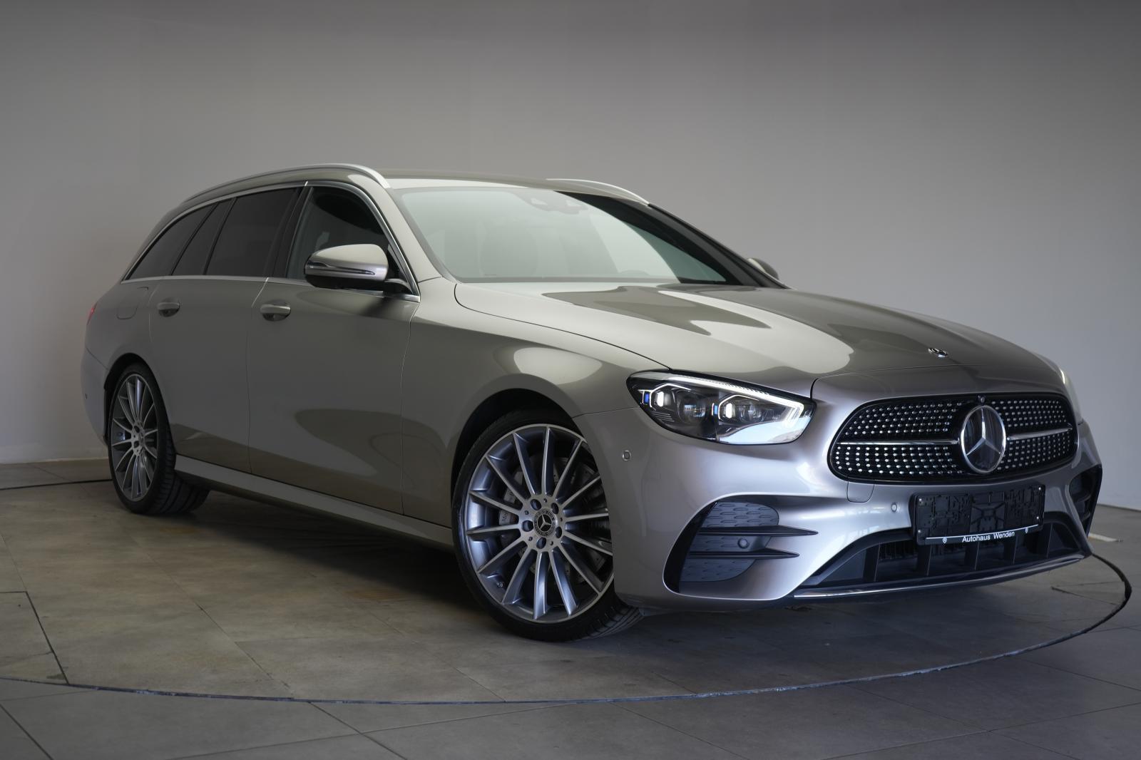 Mercedes-Benz E 300 T 9G-Tronic AMG Distronic/Kamera/Burmester
