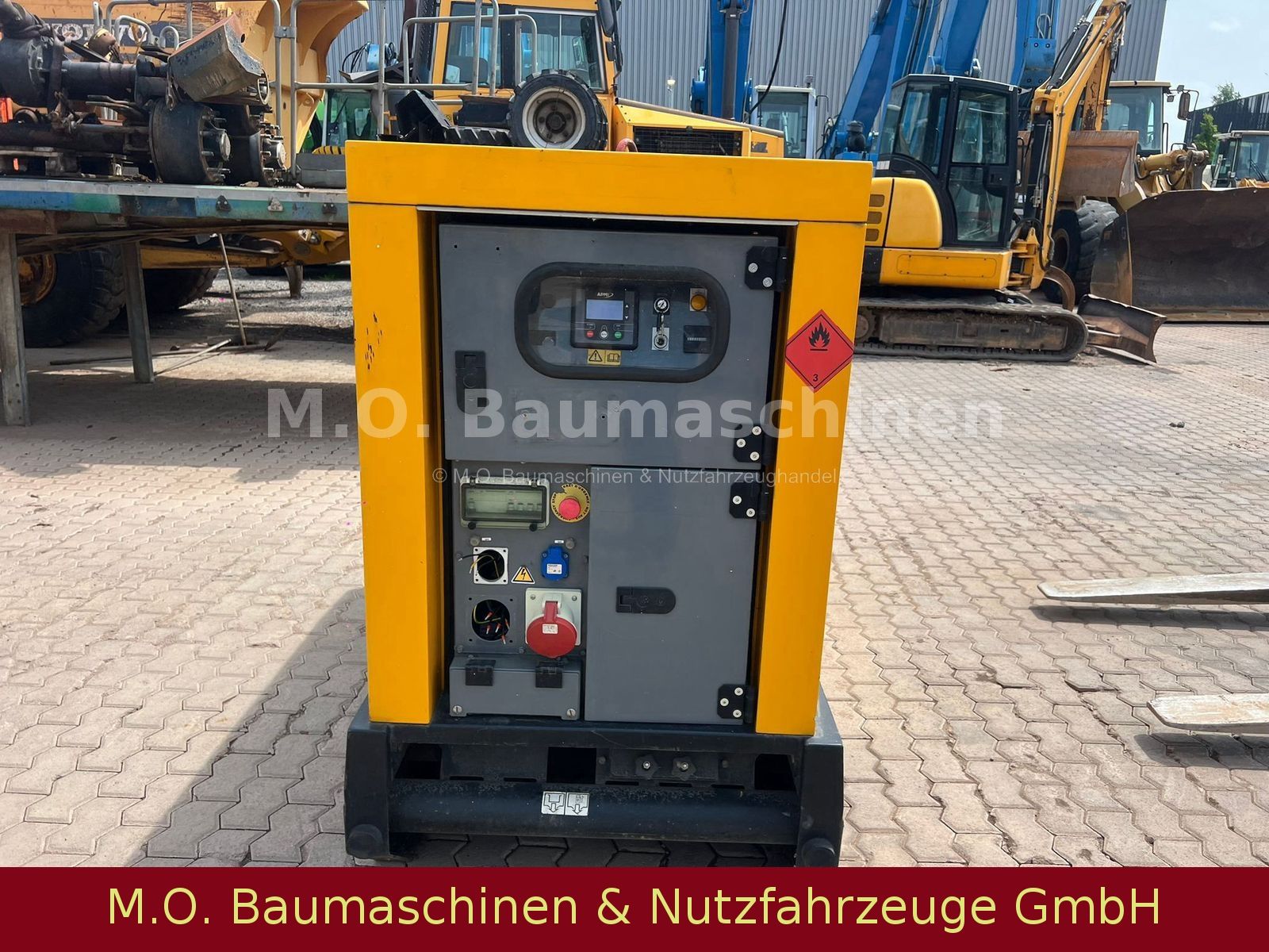 Fahrzeugabbildung Andere SDMO R 44 / Generator / 40 KVA /