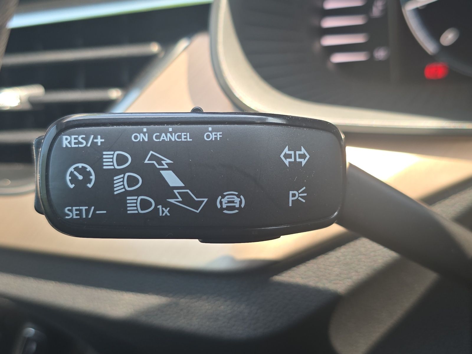 Fahrzeugabbildung SKODA Kamiq Style TSI LED Navi SHZ VC RFK APP
