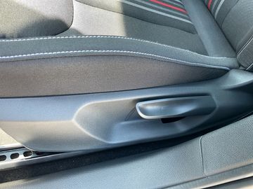 Skoda Kamiq 1.0 TSI DSG Monte Carlo *ACC*CAM*NAV*KESSY