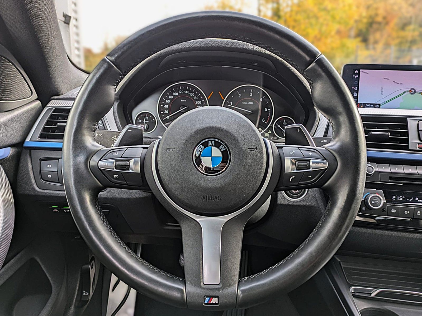 Fahrzeugabbildung BMW 420d Gran Coupe M SPORT SAG LEDER NAVI HUD LED