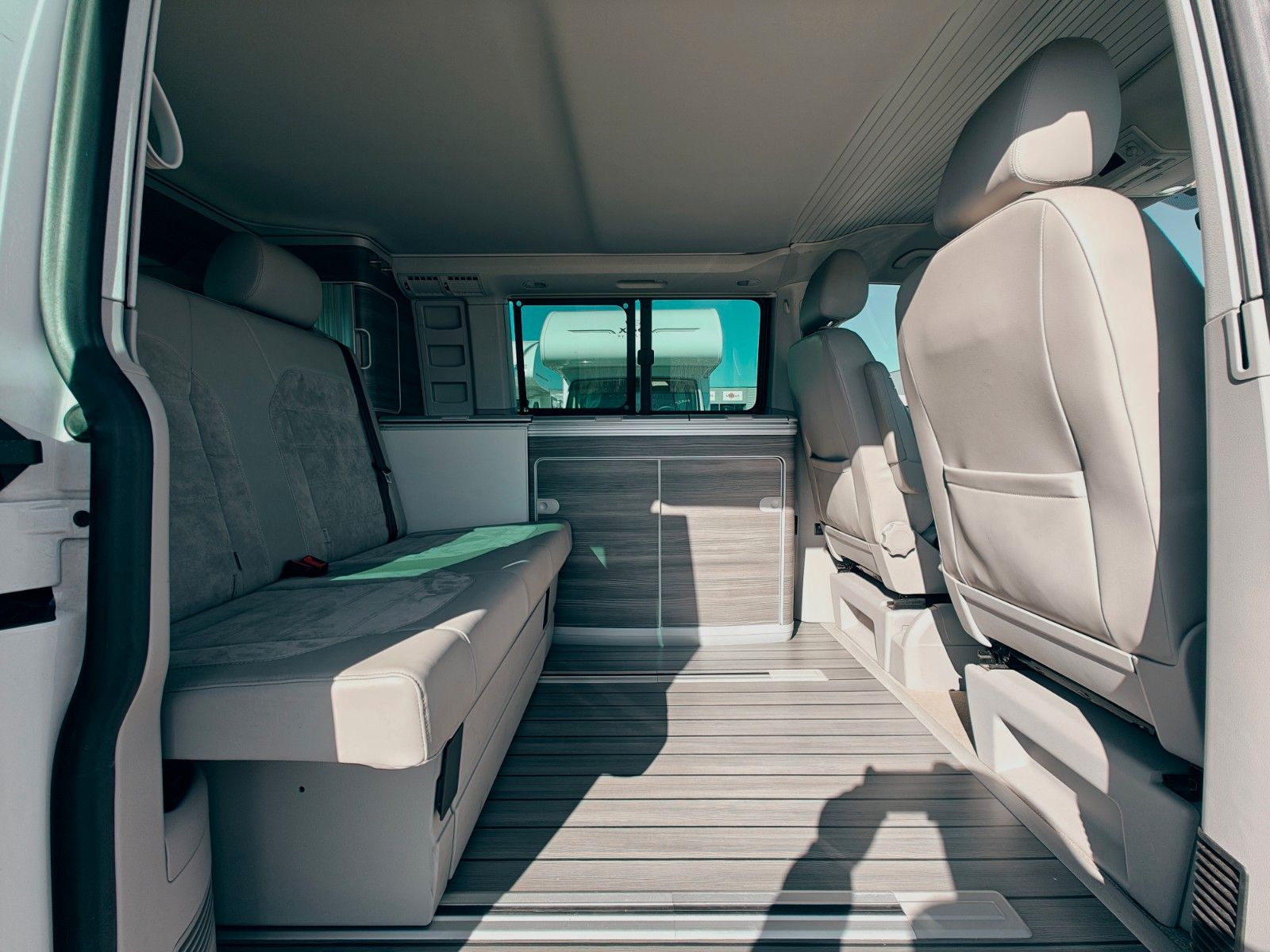 Fahrzeugabbildung Volkswagen CALIFORNIA OCEAN 4MOTION - TRAUMWAGEN!