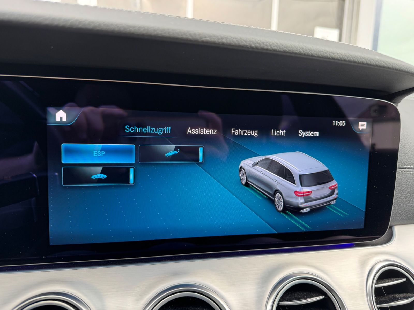 Fahrzeugabbildung Mercedes-Benz E 300 de/Plug-in/Leder/Ambiente/LED/360°Cam/SHZ/