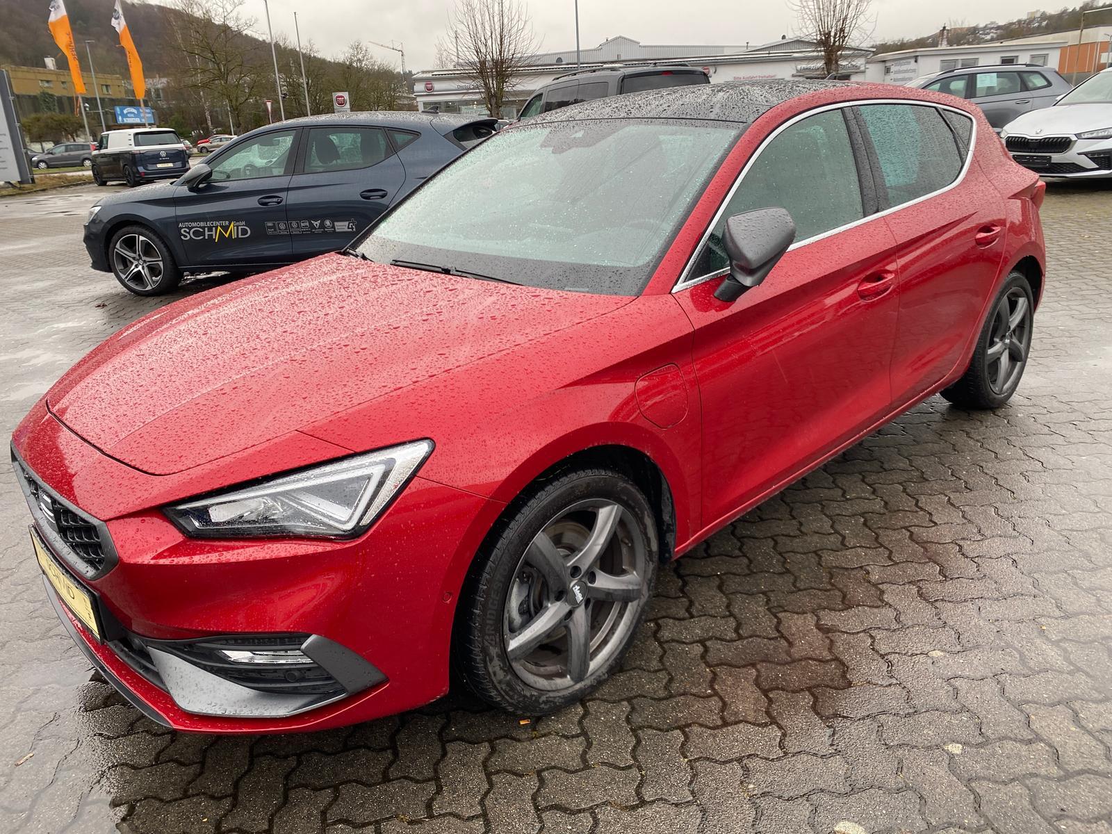 Seat Leon 1.4 TSI FR e-Hybrid ACC DCC LED 8fach berei