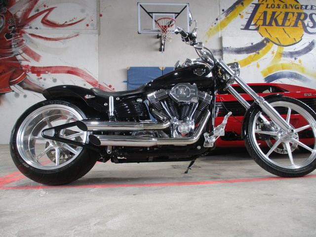 Harley-Davidson Rick,s Rocker Fat Ass 300er Softail  Breakout