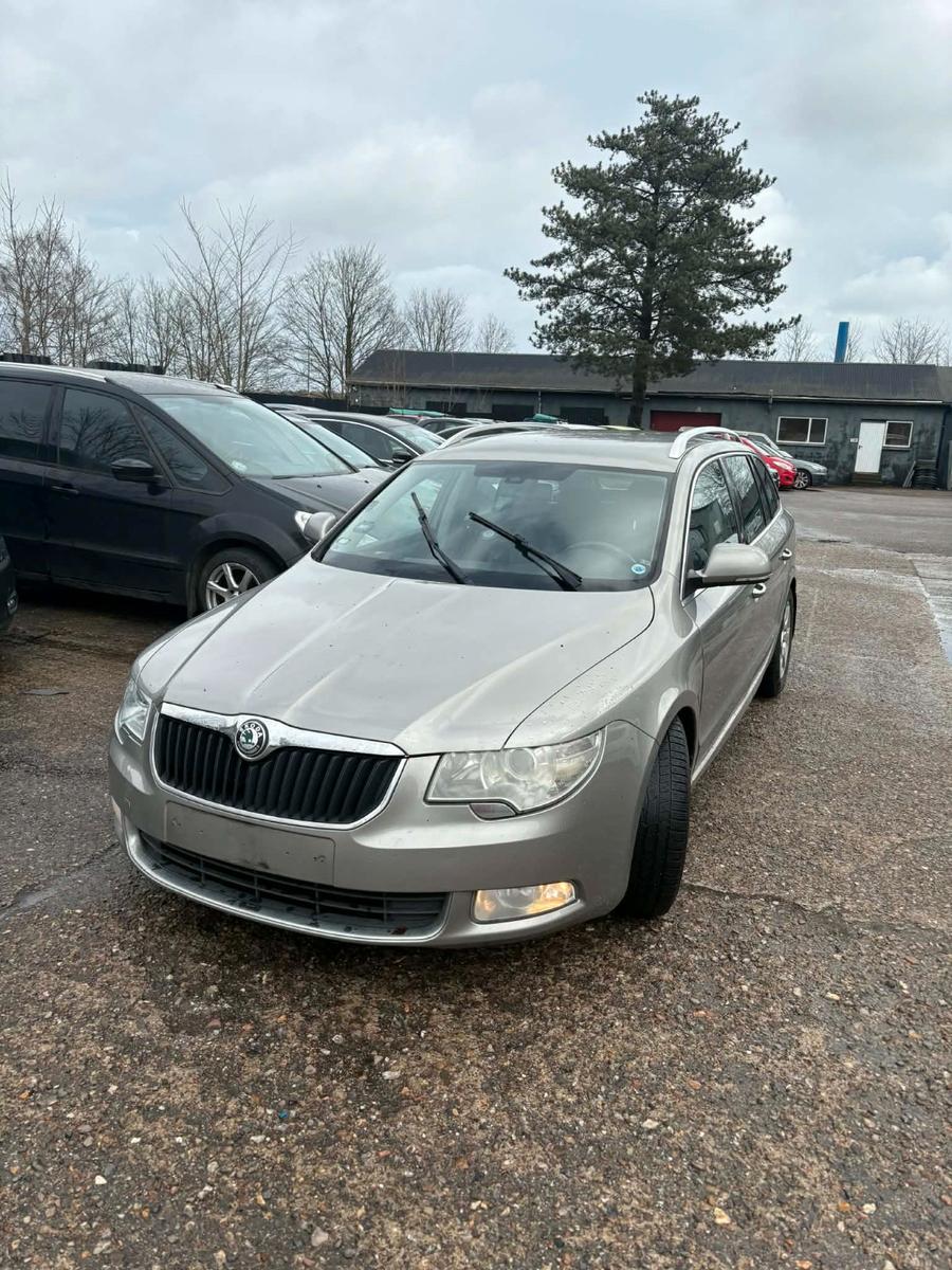 Skoda Superb Combi Ambition 2,0 TDI