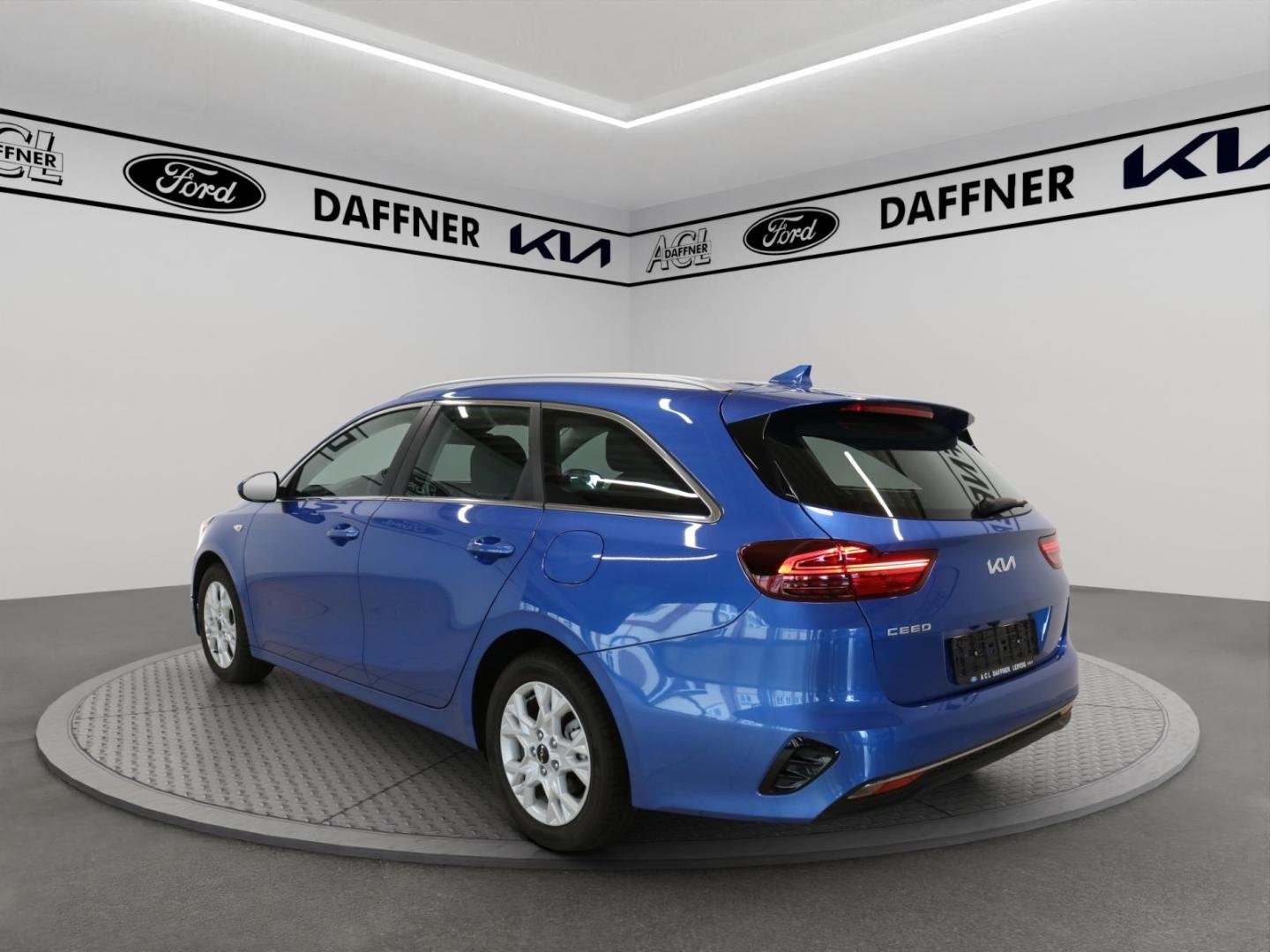 Kia Ceed_sw Vision Kamera PDC Navi SHZ Tempomat Alu