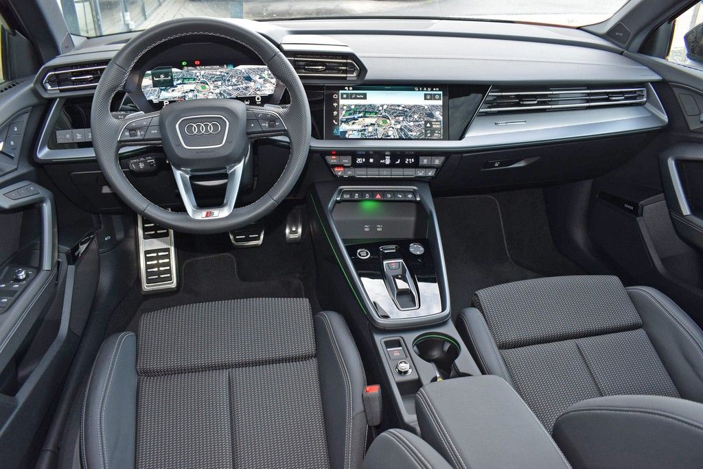 Audi A3 Sportback 35 TFSI S-tr. S-line Matrix AHK foto 2