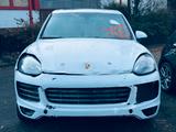Porsche Cayenne S PANO/PDLS/BOSE/MEM/CHRONO/KAM/4xSHZ - Porsche: Unfallwagen