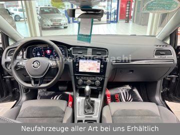 Fahrzeugabbildung Volkswagen Golf VII Lim*Highline*Automatik*LED*Massage*Pano