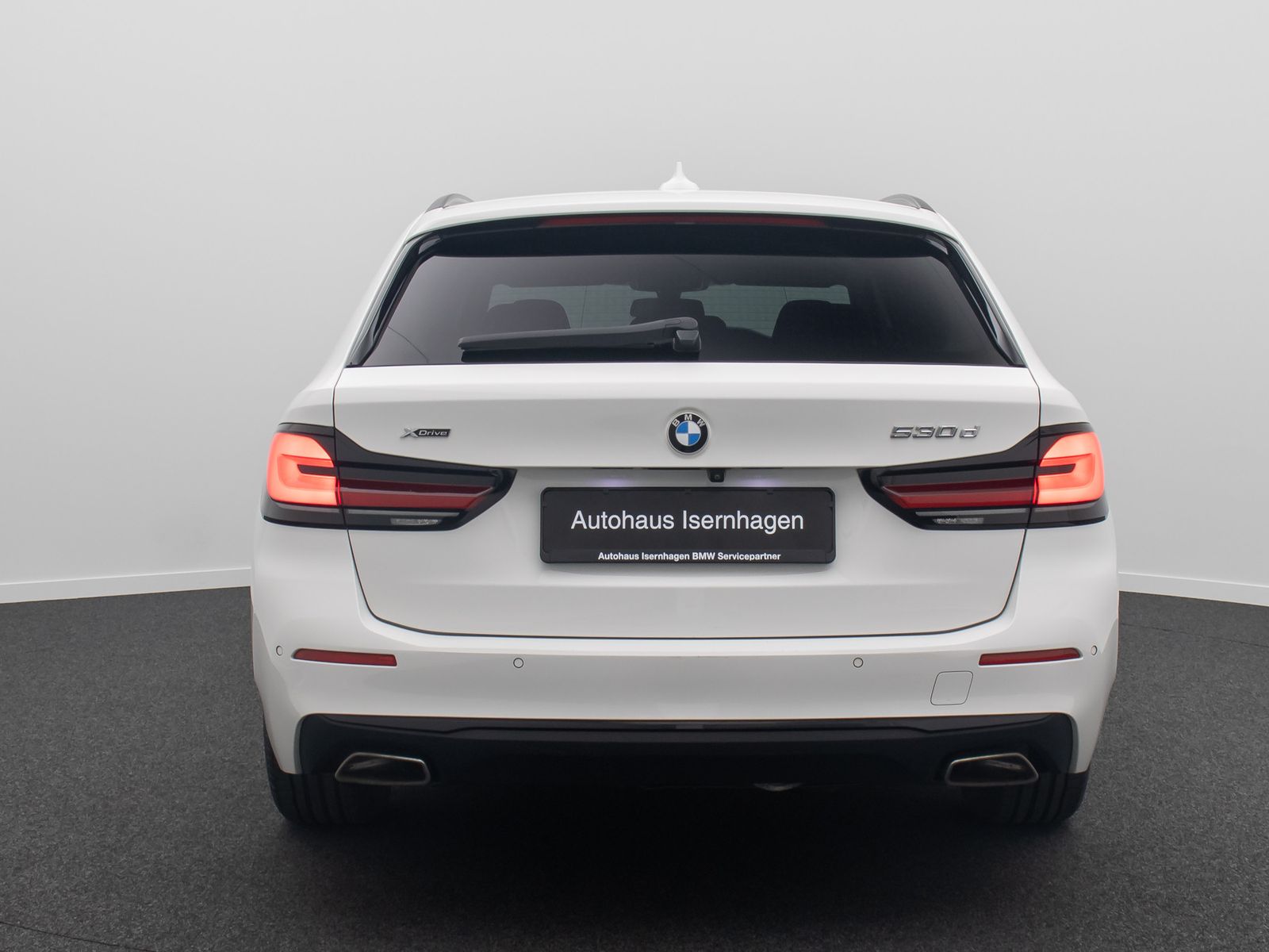 Fahrzeugabbildung BMW 530d xD ACC 360°Memory DAB DisplKey AHK Standhz