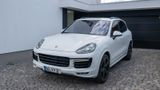 Porsche Cayenne Turbo S  - Porsche in Dortmund