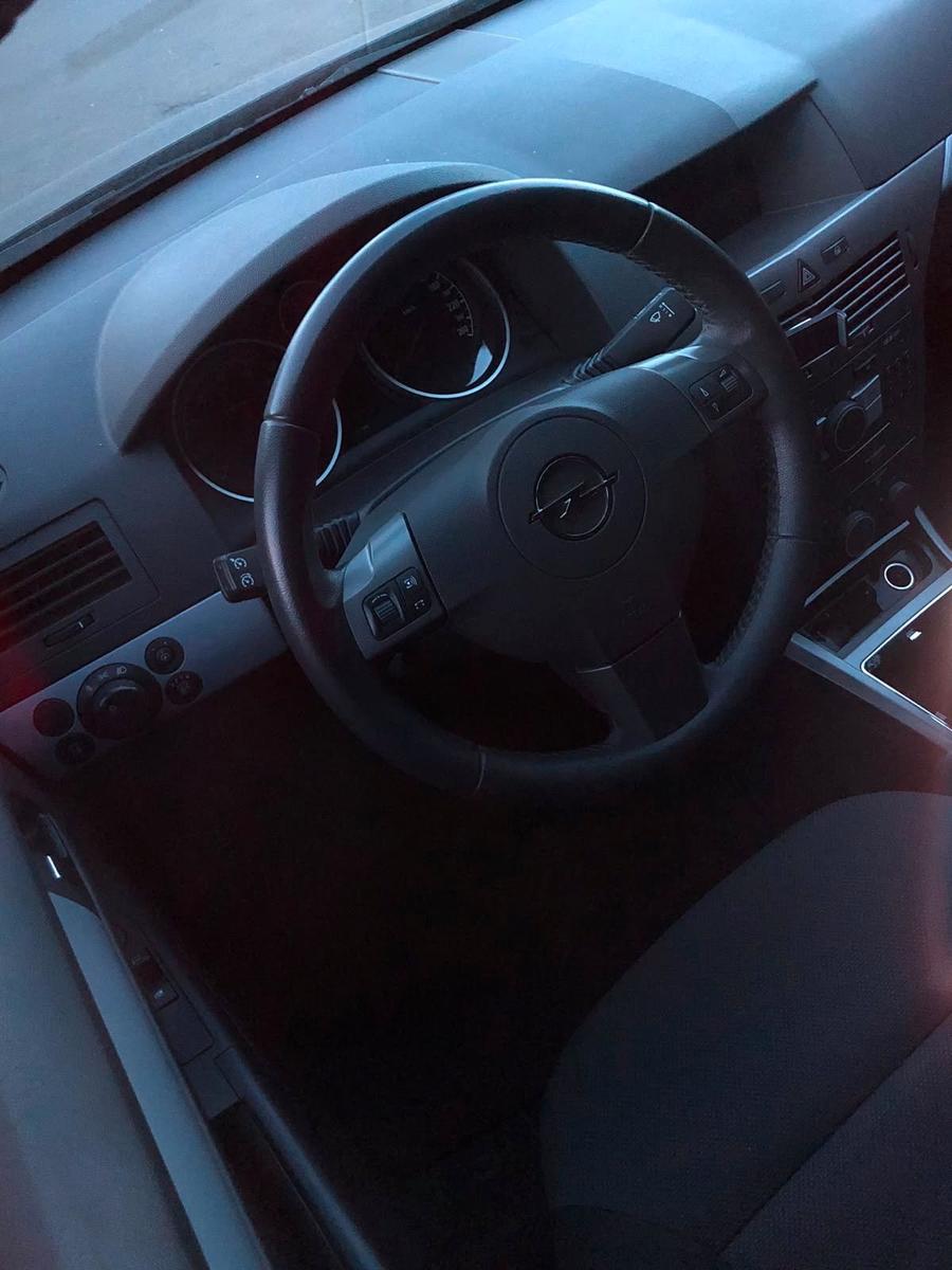 Opel Astra 2007 — photo 5