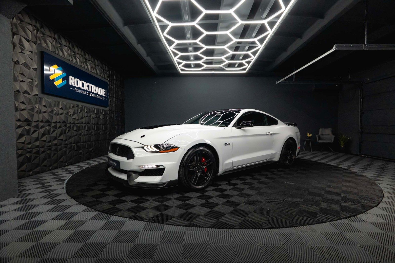 Fahrzeugabbildung Ford Mustang Shelby GT 500 5.0 V8 Performance PREMIUM