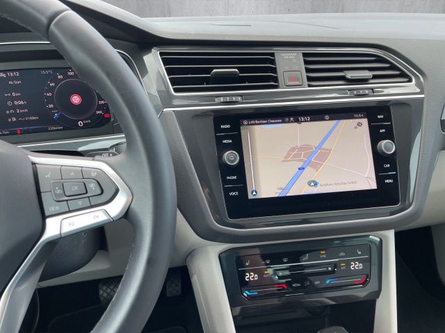 Tiguan Elegance 2.0 TDI DSG Sportpaket Bluetooth