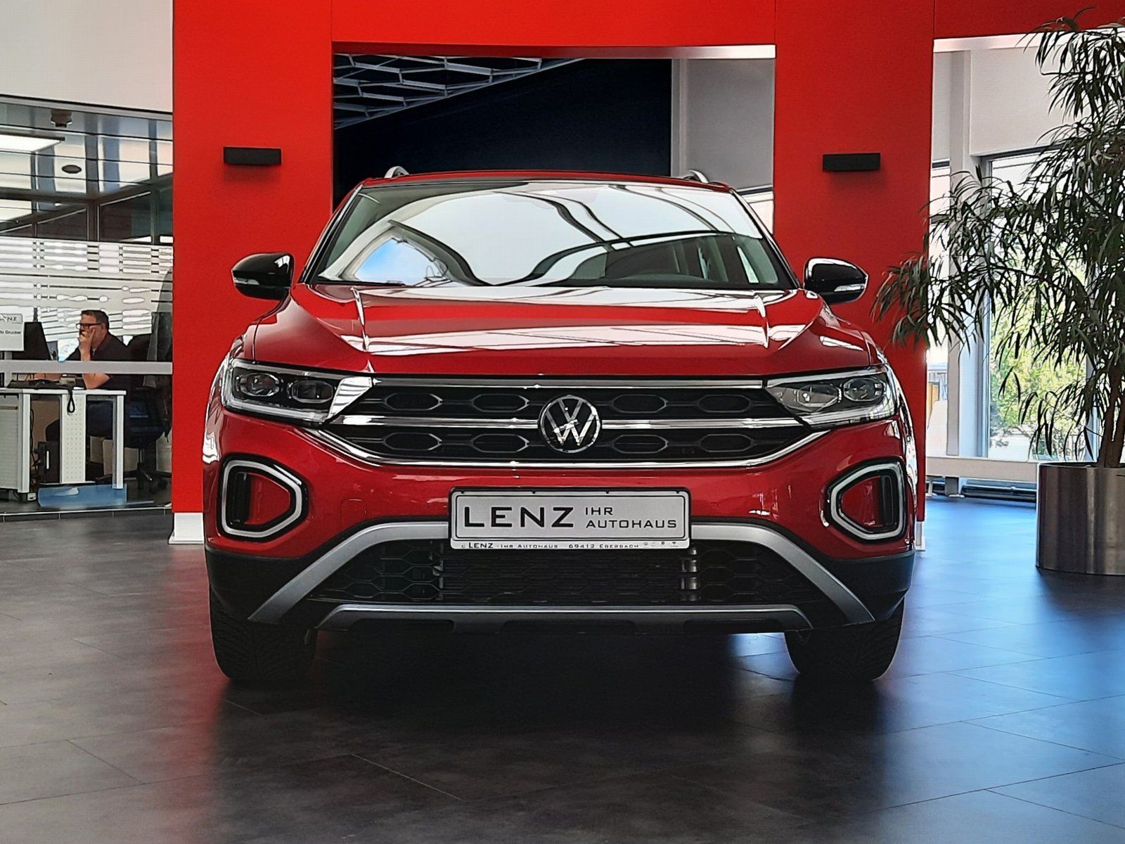 Fahrzeugabbildung Volkswagen T-Roc Style TSI *AHK*Navi*LED*PDC*Sitzhzg*ACC*