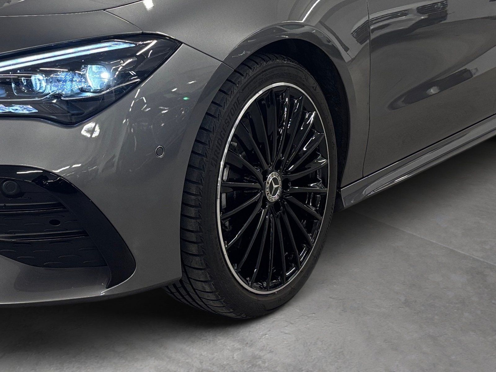 Fahrzeugabbildung Mercedes-Benz CLA 200 AMG Plus*Pano*HUD*19"*Night*MBeam*Totwi*