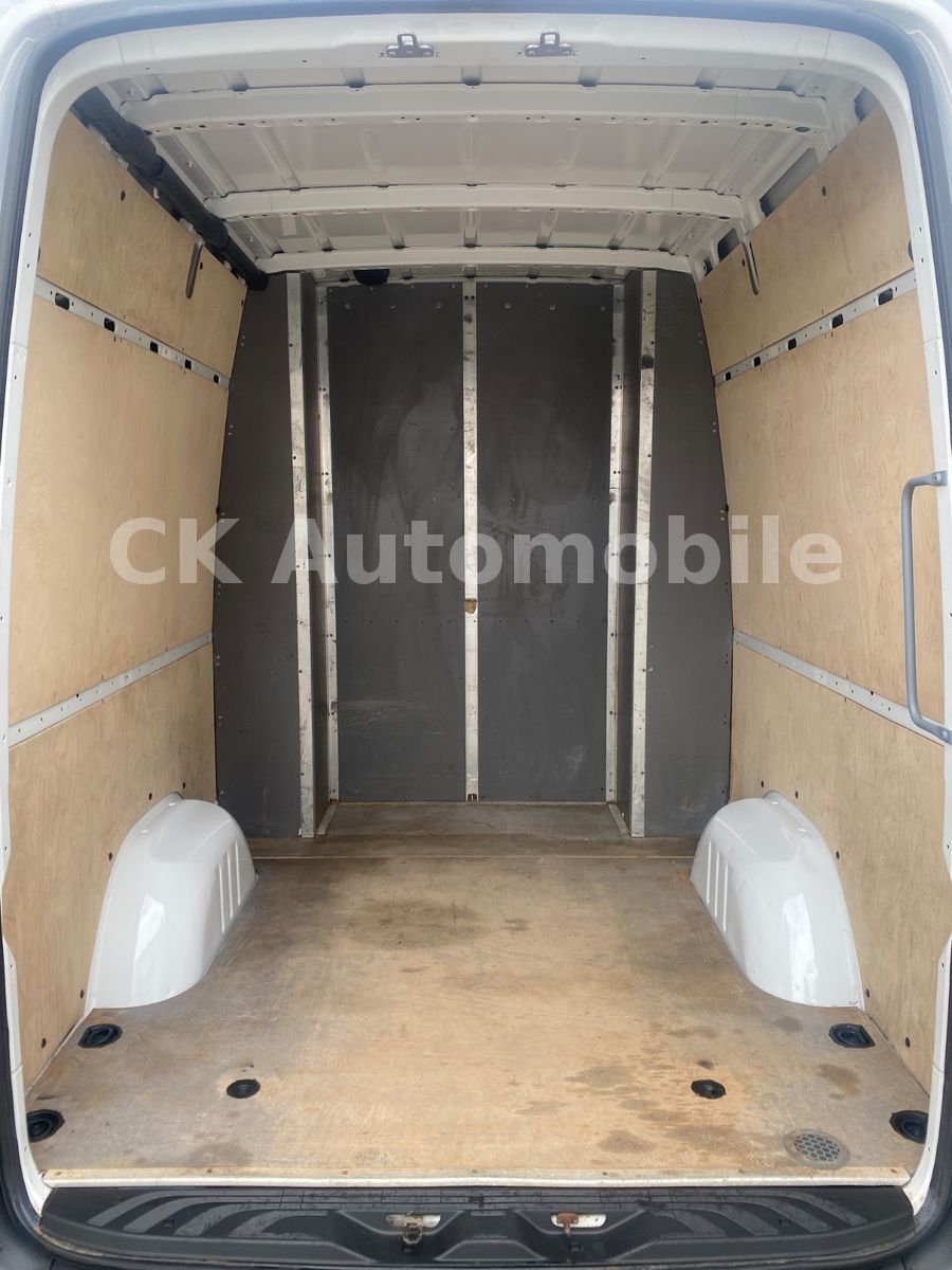 Fahrzeugabbildung Mercedes-Benz Sprinter III Kasten 316 RWD Mixto Autom./5 Sitze