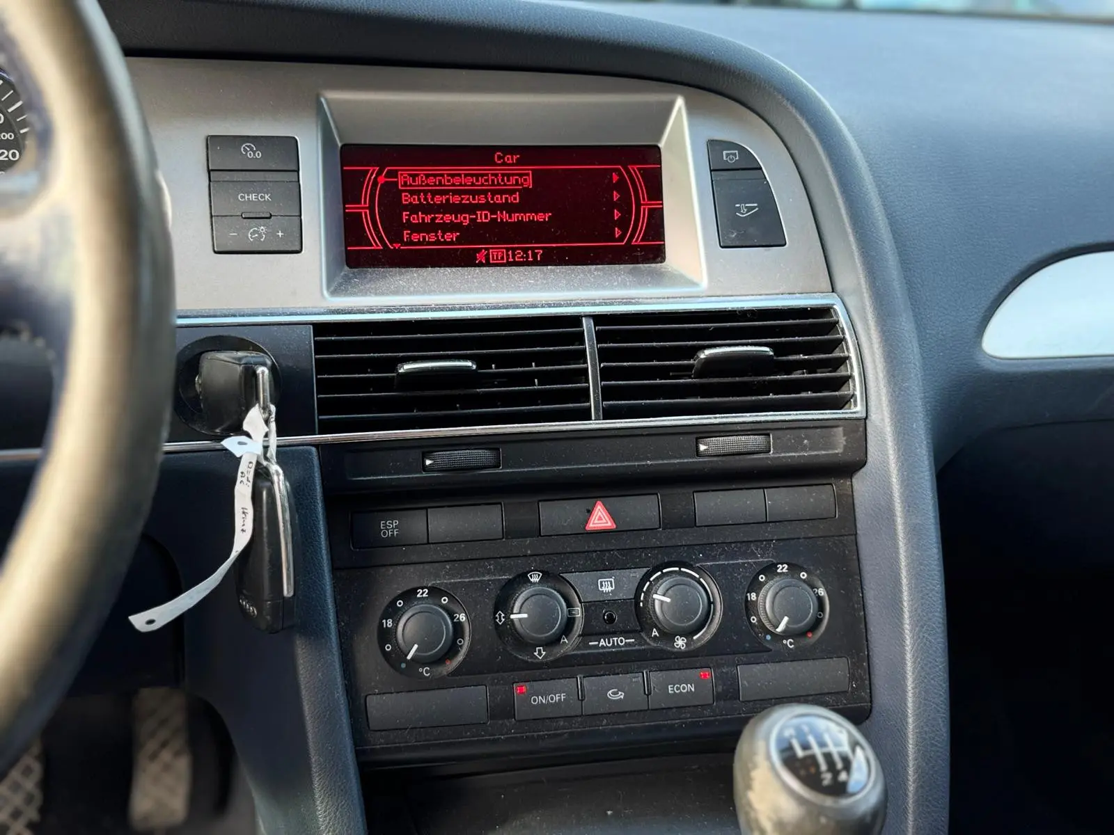 Audi A6 2006 — photo 12