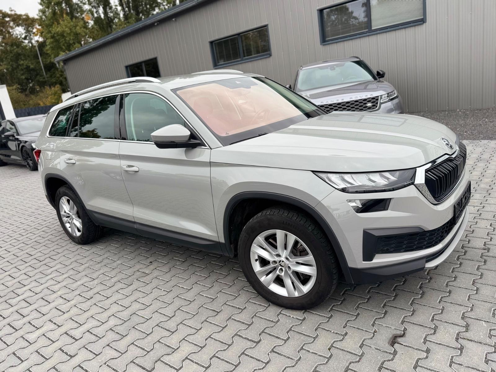 Skoda Ambition 7 SITZER-AUTOMATIK-LED