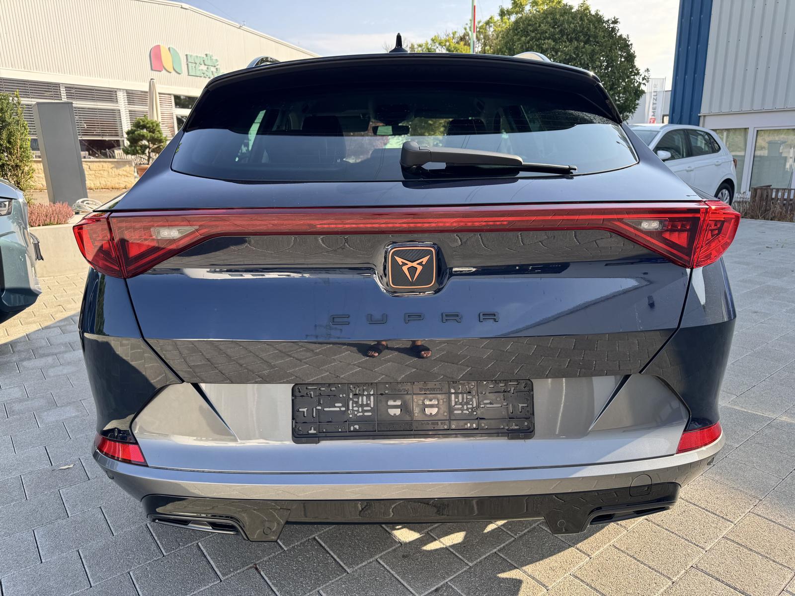 CUPRA FORMENTOR E-HYBRID | 204 ch | BVA |  E-HYBRID | 1ERE MAIN  | LED