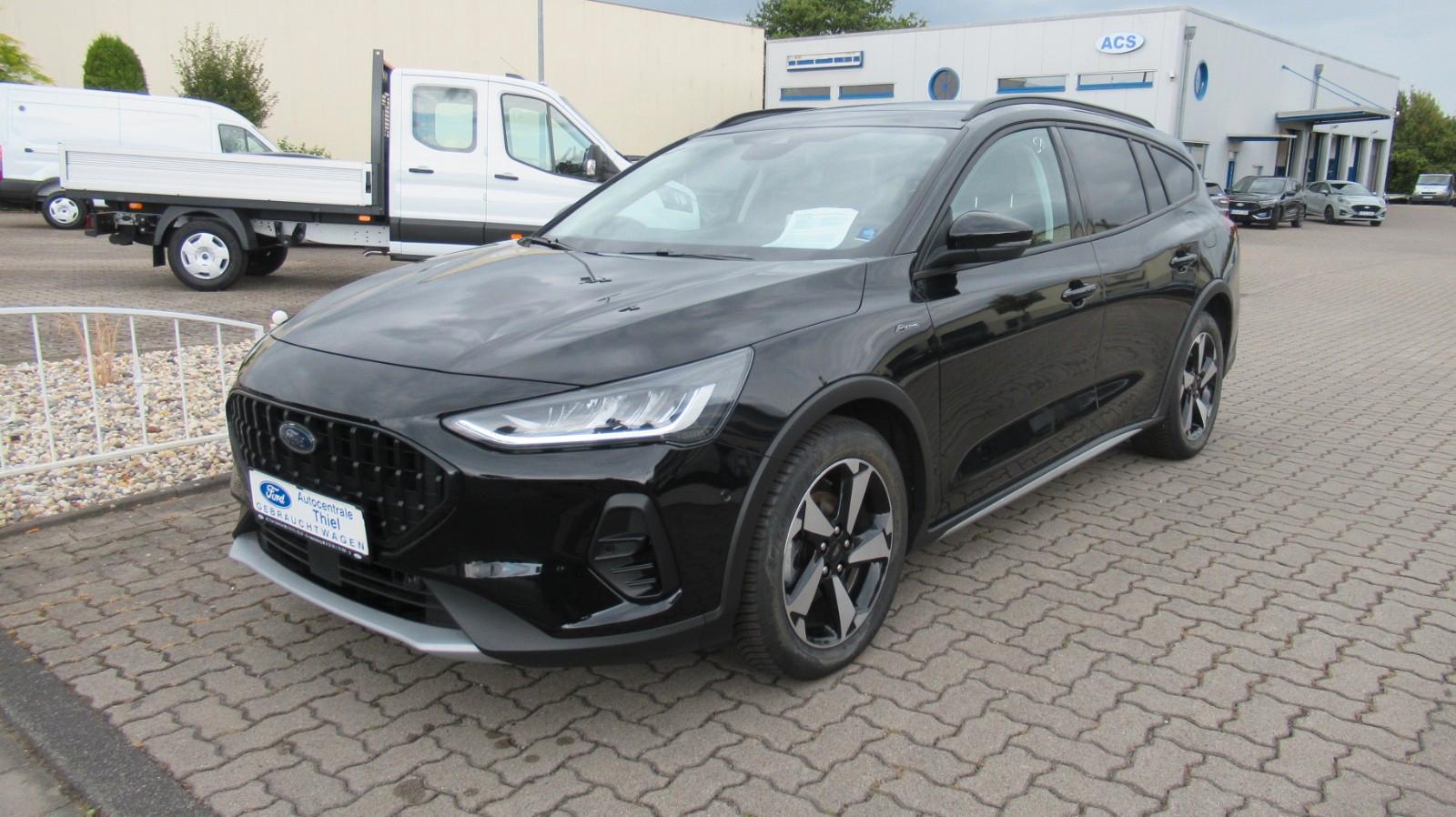 Ford Focus Active X Turnier ACC Kamera Panorama B&O