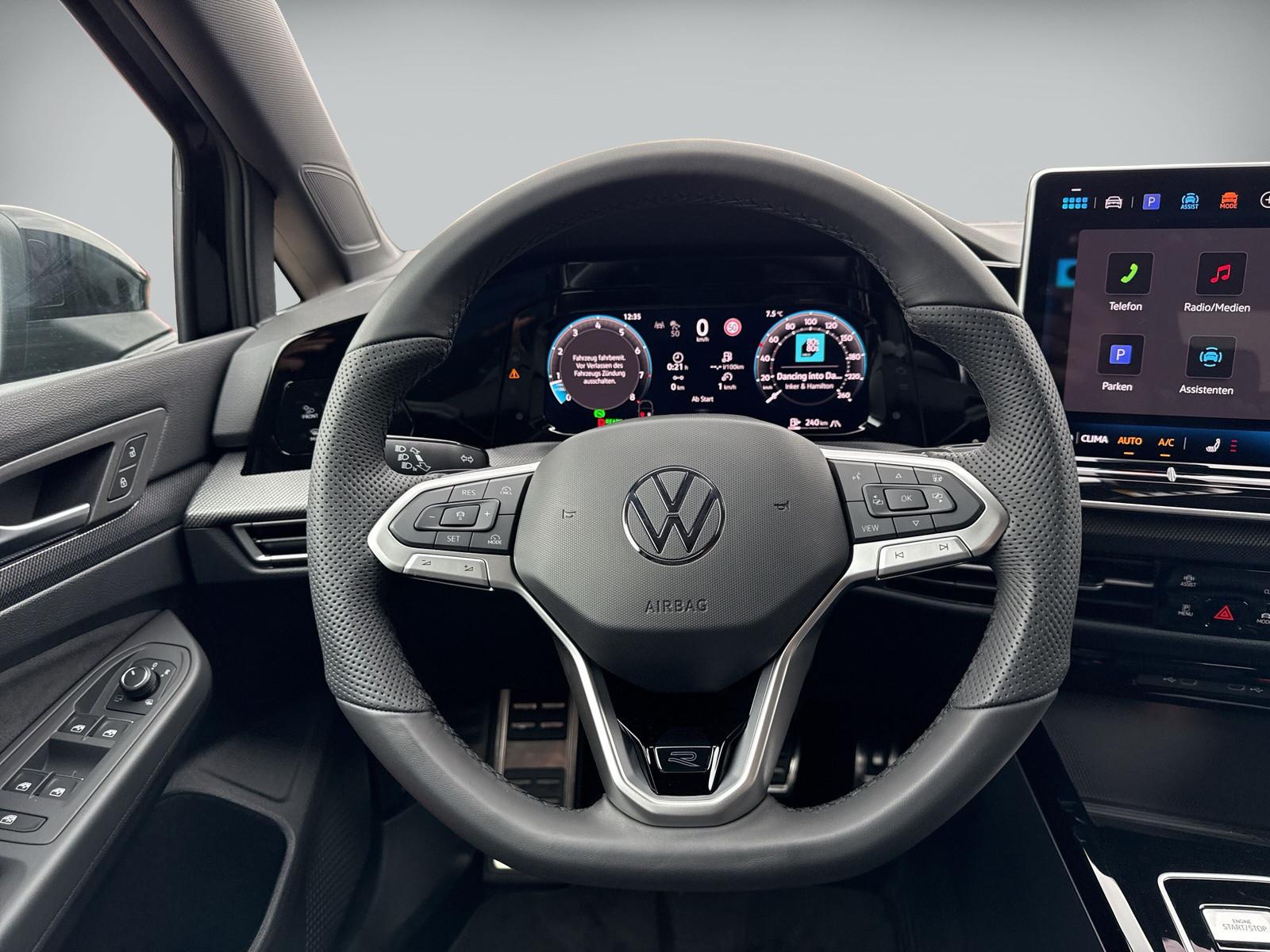 Volkswagen Golf 1.5 eTSI DSG R-Line AHK Matrix Black Style, миниатюра 25